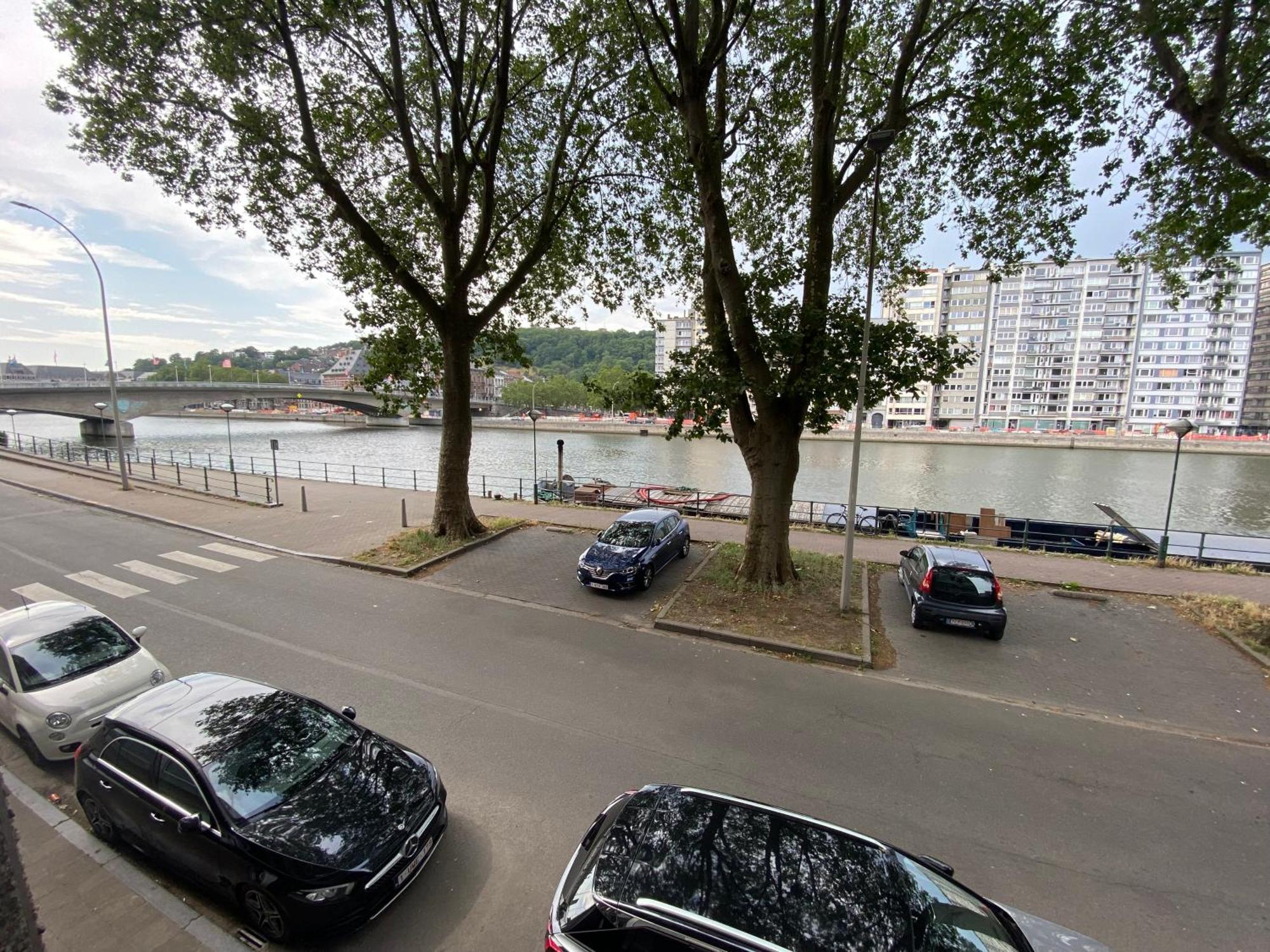 "Coeur De Meuse" - Appartement Tout Confort A Liege Exterior photo